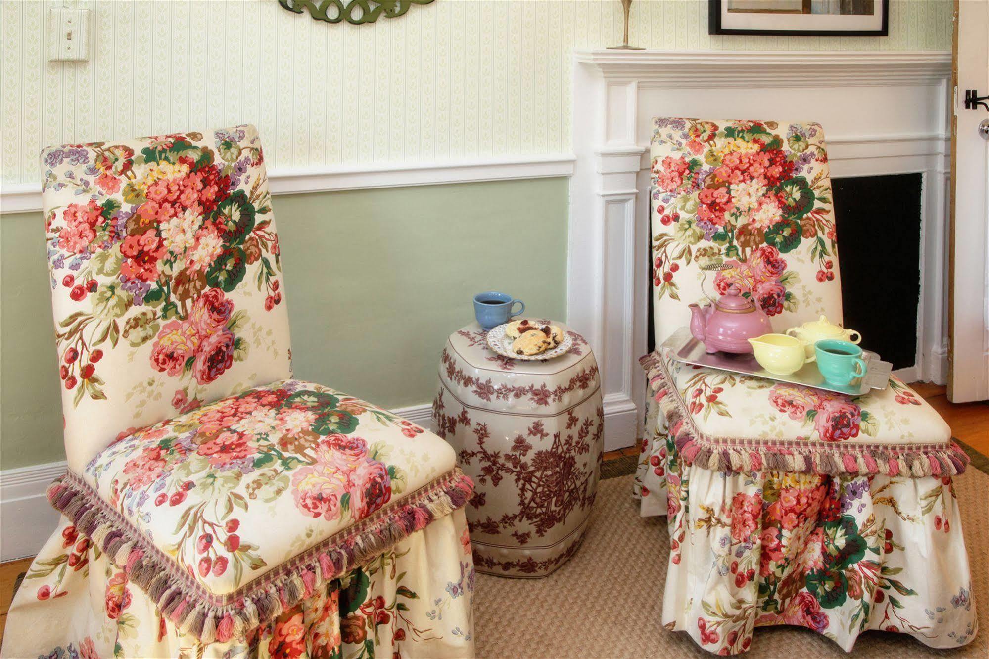 The Inn At Yarmouth Port (Adults Only) Bagian luar foto